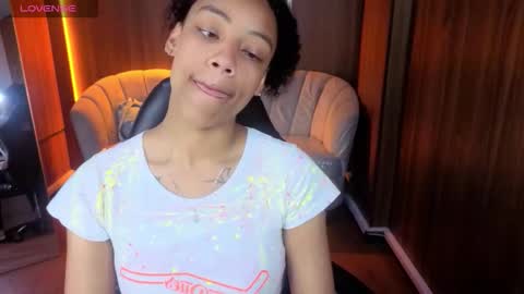 violeth_b online show from January 9, 12:52 pm