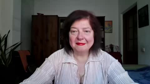 violetpulse online show from April 17, 9:23 am