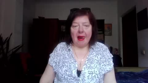 violetpulse online show from April 22, 8:39 am