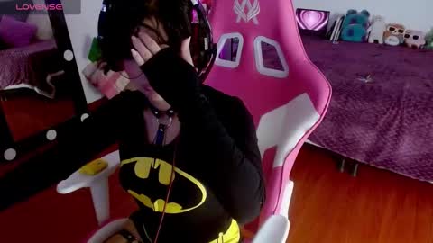 Snapshot of violetqs chatting on September 9, 7:57 pm online show from September 9, 7:57 pm