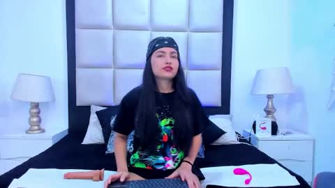 Violet Rousse online show from February 16, 12:32 pm