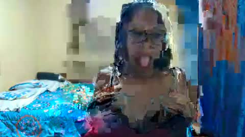 Violet777  online show from December 4, 10:02 am