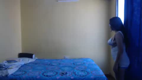 Violet777  online show from December 4, 1:09 pm