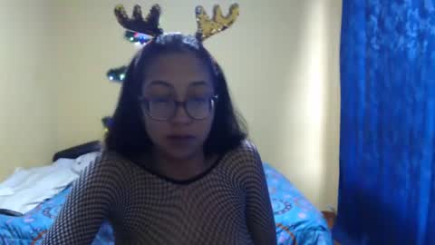 Violet777  online show from December 10, 12:27 pm