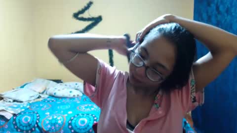 Violet777  online show from December 13, 8:09 am