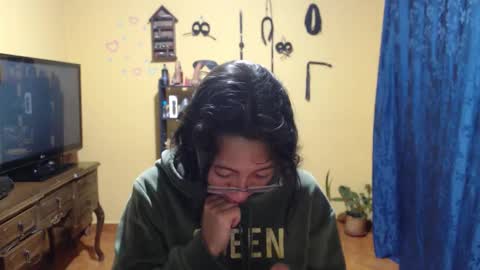 Violet777  online show from November 9, 7:50 am