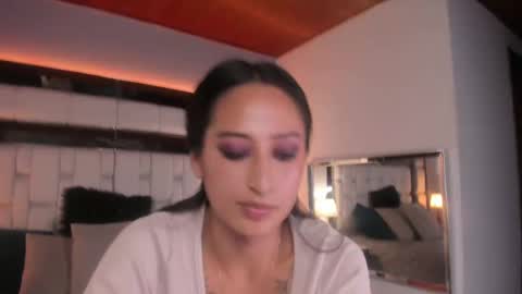 violetskinny online show from January 31, 10:10 pm