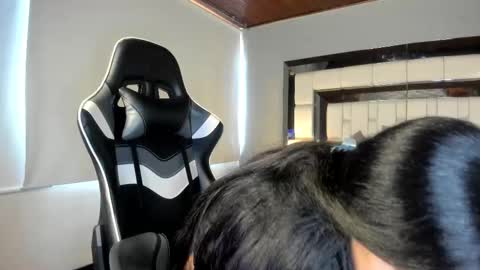 violetskinny online show from October 20, 6:19 pm