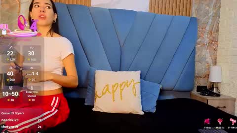 Snapshot of violett__golden chatting on September 29, 11:15 am ViolettGolden online show from September 29, 11:15 am