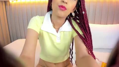 Violett  online show from October 16, 8:43 pm