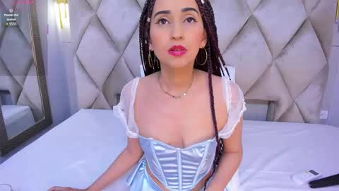 Violett  online show from February 2, 8:29 pm