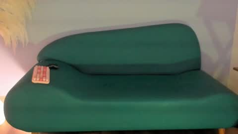 violetta_bold online show from February 23, 5:39 pm