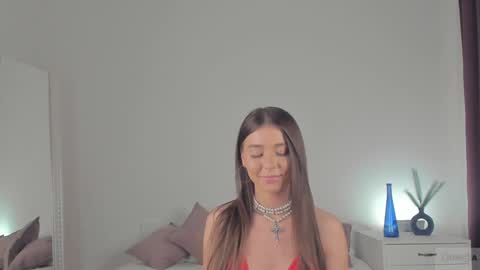 violetta_finch online show from February 3, 5:35 pm