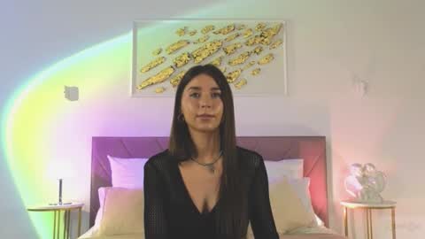 violetta_finch online show from October 21, 11:55 am