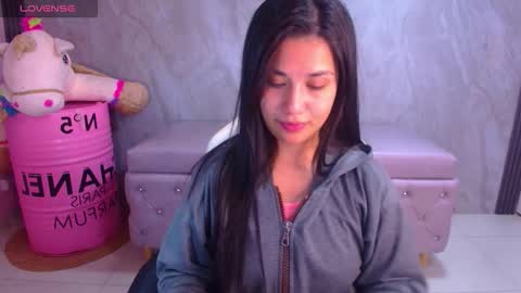 Violetta  online show from December 18, 3:34 am