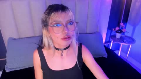 Violetta nur online show from February 14, 4:47 am