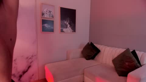 Snapshot of violetta_nur chatting on July 27, 9:11 pm Violetta nur online show from July 27, 9:11 pm
