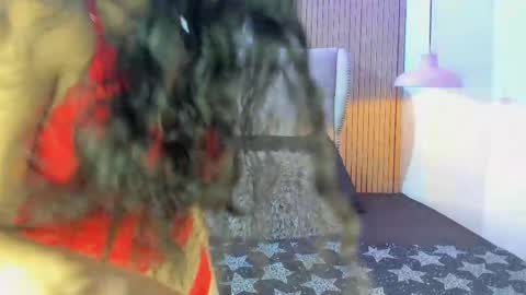 violettaruizz online show from June 9, 11:00 am
