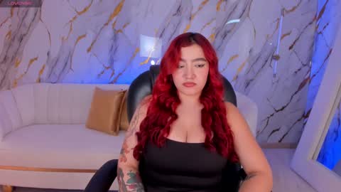 Snapshot of violettcastel chatting on February 10, 7:49 pm Violett Castel online show from February 10, 7:49 pm