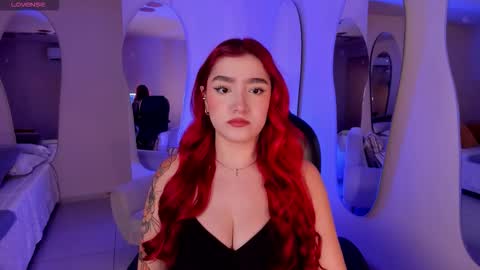 Snapshot of violettcastel chatting on September 29, 7:30 pm Violett Castel online show from September 29, 7:30 pm