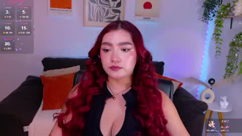 Violett Castel online show from July 24, 12:41 am