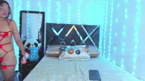 Violette Stone online show from February 15, 1:57 am