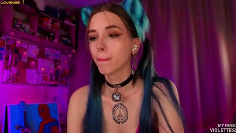 Vi  Best on my Fansly  online show from April 23, 3:36 pm