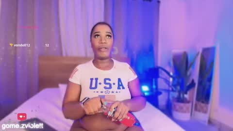 Snapshot of violettgomez_93 chatting on October 31, 4:57 am Violett online show from October 31, 4:57 am