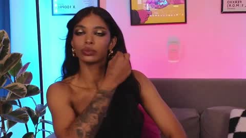 Violet online show from April 21, 1:07 am