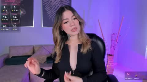 Violett  online show from October 27, 6:56 pm