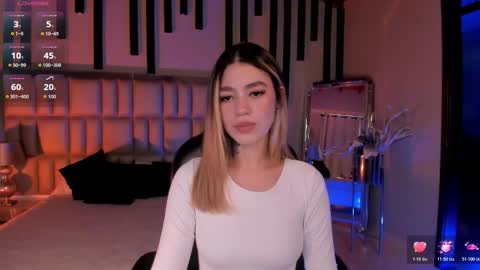 Violett  online show from March 5, 6:59 pm