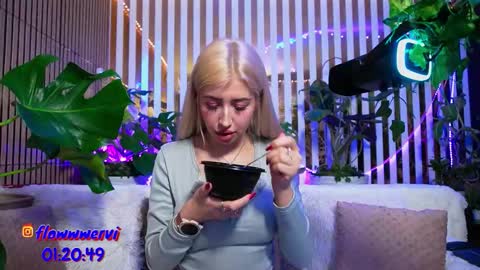 Violetta online show from February 9, 6:12 pm