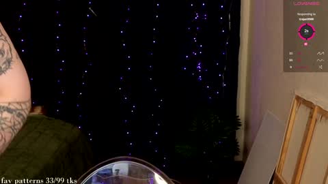 Snapshot of violetvio1ator chatting on December 18, 2:38 pm Dommy mommy online show from December 18, 2:38 pm