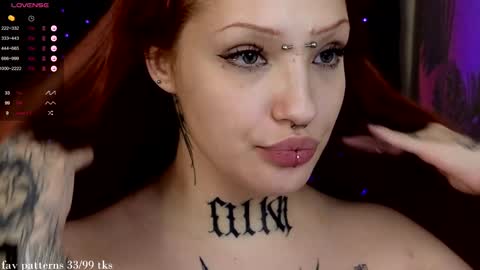 Snapshot of violetvio1ator chatting on January 11, 11:56 am Dommy mommy online show from January 11, 11:56 am