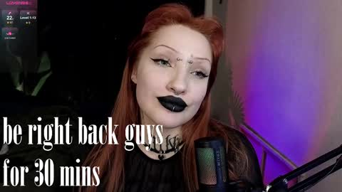 Snapshot of violetvio1ator chatting on February 13, 10:34 am Dommy mommy online show from February 13, 10:34 am