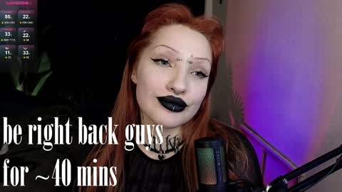 Snapshot of violetvio1ator chatting on February 22, 8:29 am Dommy mommy online show from February 22, 8:29 am