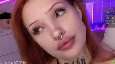 Snapshot of violetvio1ator chatting on November 8, 4:34 am Dommy mommy online show from November 8, 4:34 am