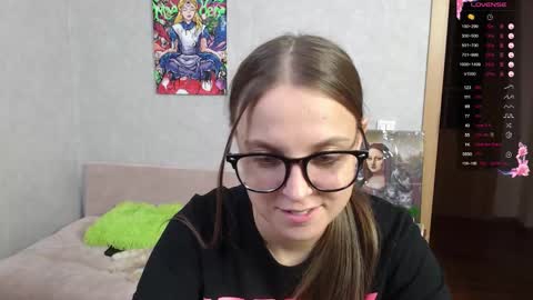 Violet online show from September 29, 5:51 pm