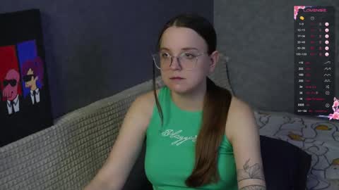 Violet online show from April 4, 4:15 pm