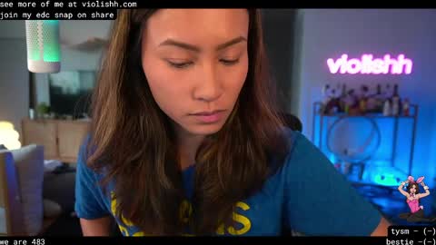 Snapshot of violishh chatting on April 27, 9:35 pm follow me on twitter violishh and ig violishh online show from April 27, 9:35 pm
