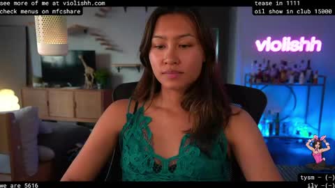 Snapshot of violishh chatting on June 3, 11:54 pm follow me on twitter violishh and ig violishh online show from June 3, 11:54 pm
