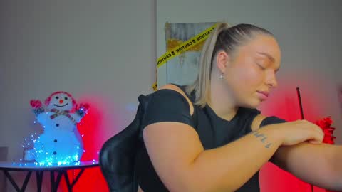 Violla online show from December 6, 8:15 am