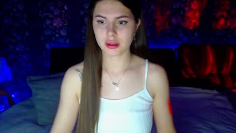 viollinalv online show from March 2, 8:48 pm