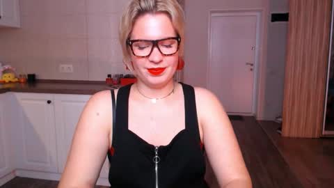  VelvettTime  online show from September 24, 9:34 am