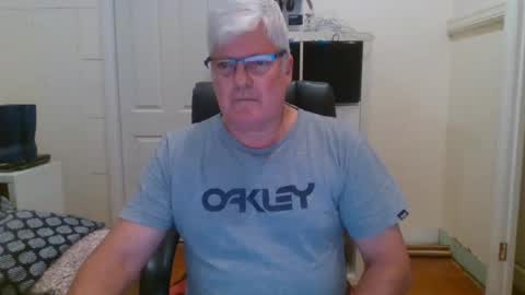 viper654321 online show from January 5, 8:00 am