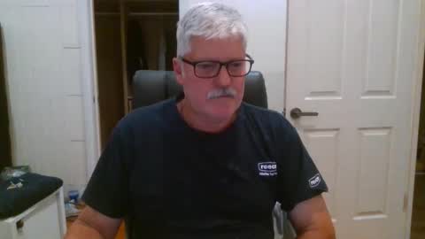 viper654321 online show from September 25, 7:45 am