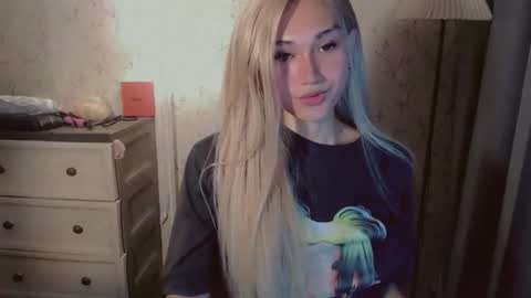 Pearl online show from November 21, 4:44 am