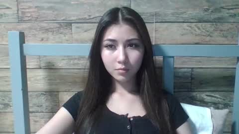 Snapshot of virgi_hicks chatting on October 5, 5:33 pm Virginia online show from October 5, 5:33 pm