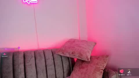 Snapshot of virgiwilk chatting on February 13, 5:48 am Jane online show from February 13, 5:48 am