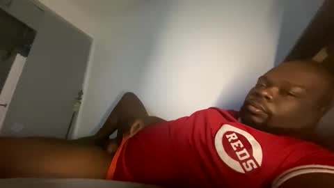 Snapshot of virgoincredible25 chatting on October 26, 5:02 am Elle Hood online show from October 26, 5:02 am